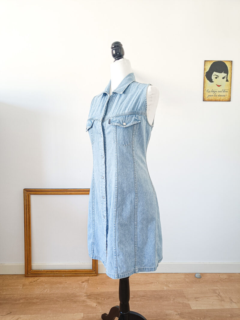 Vintage 90s denim light dress size M -L, soft grunge jean button down dress. - Image 4