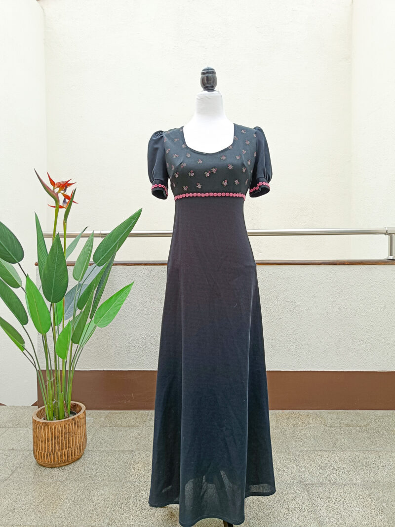 70s vintage Regency style prairie dress, floor length black dress with short puff sleeves.