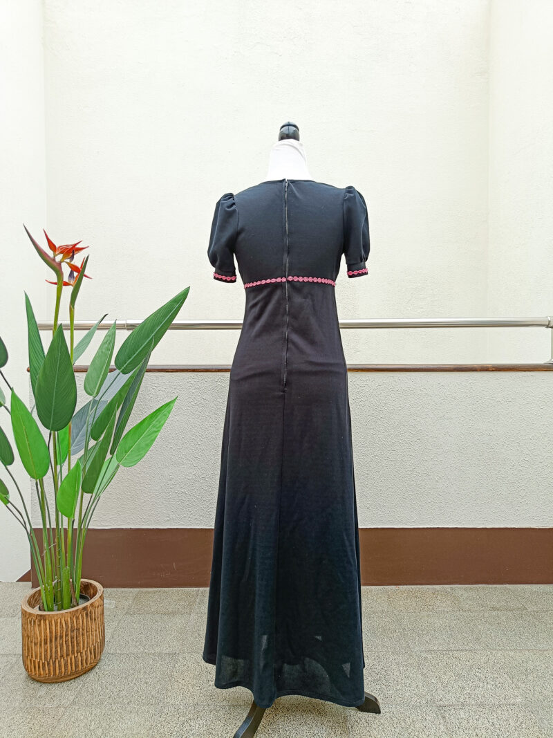 70s vintage Regency style prairie dress, floor length black dress with short puff sleeves. - Image 9